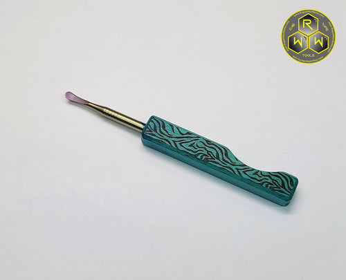 SC06 Green Rectangle Handle Titanium Tip Dab Tool