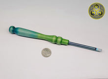 Load image into Gallery viewer, RC41 Green &amp; Blue Titanium Tip Dab Tool